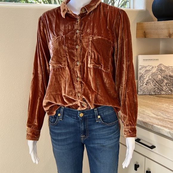 Anthropologie Burnt Orange Velour Distressed Button Down Top. - Picture 6 of 9